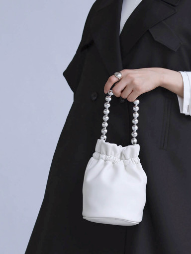 nouerxショルダーバッグ