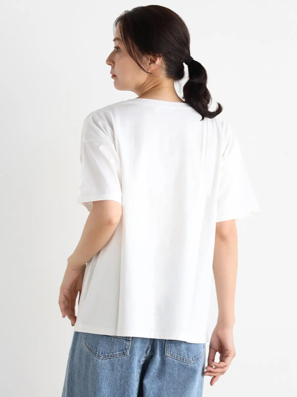 音楽イラスト Tシャツ クリーム色　sサイズ　インド刺繍 Tシャツ 刺繍 図案 WEB限定]SHIPS: STYLISH STANDARD ロゴ 刺繍