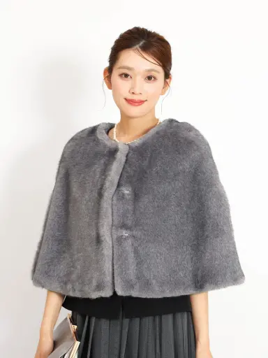 【新品】AVIE アウター ケープ　ヤマダヤ FENNELのポンチョ/ケープの商品一覧｜ファッション通販の