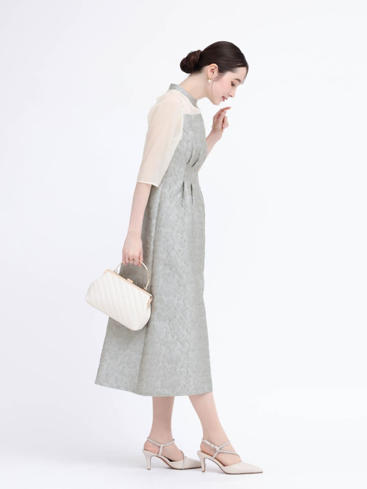 極美品 現行 リルフェテ ふくれジャガードバックリボンドレス グレージュ 38 極美品 現行 リルフェテ ふくれジャガードバックリボンドレス