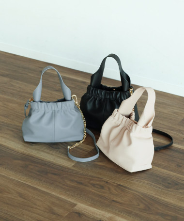 PECHINCHARxショルダーバッグ