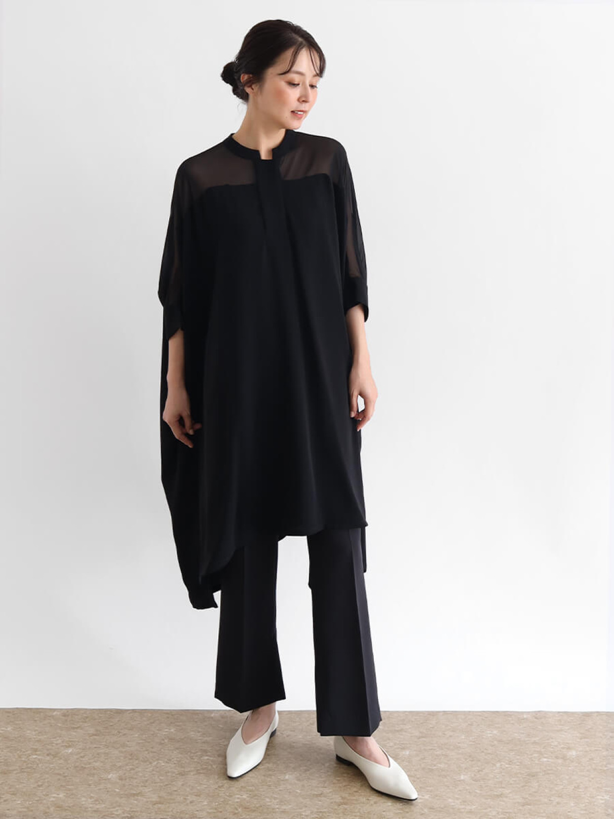 ショルダーシアーロングブラウス - CLOVE - CLOVE｜YAMADAYA STORE