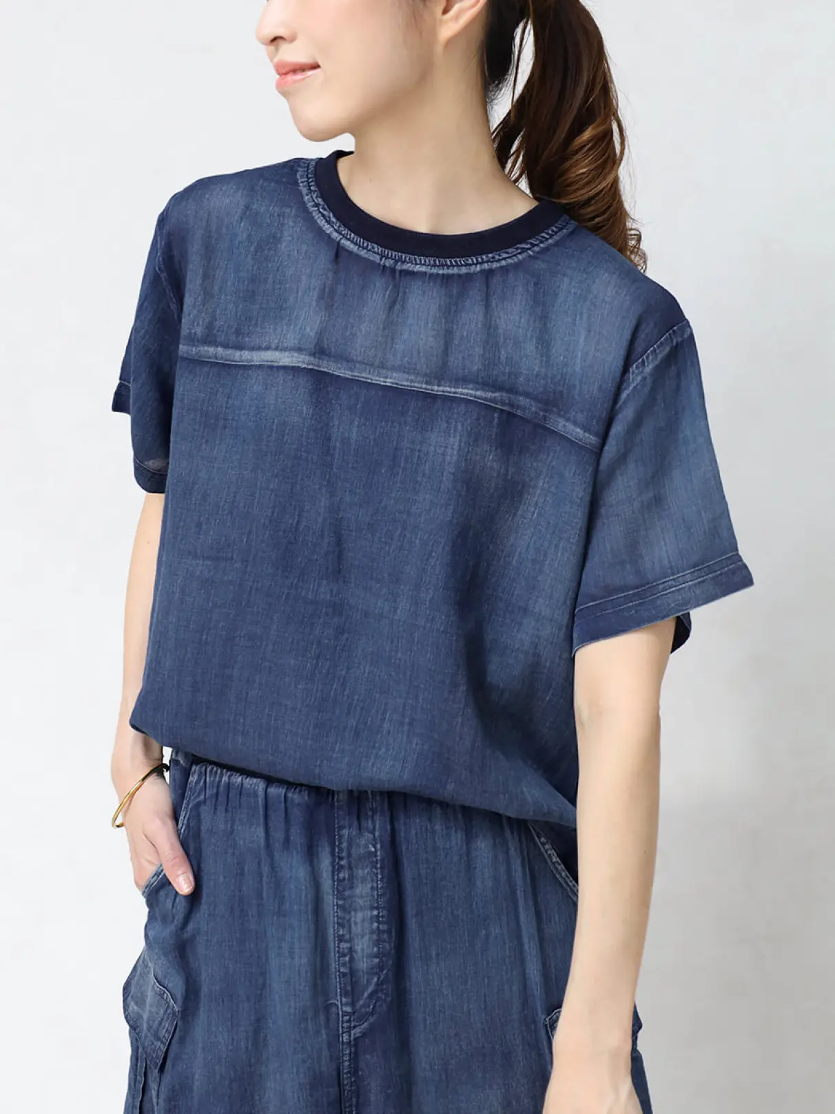 AVIE デニムミックスプリーツトップス デニムライクシアートップス - CLOVE - CLOVE｜YAMADAYA STORE
