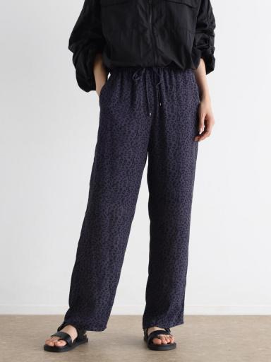 .efilevol チノパンツ d0120442_17145229.jpg