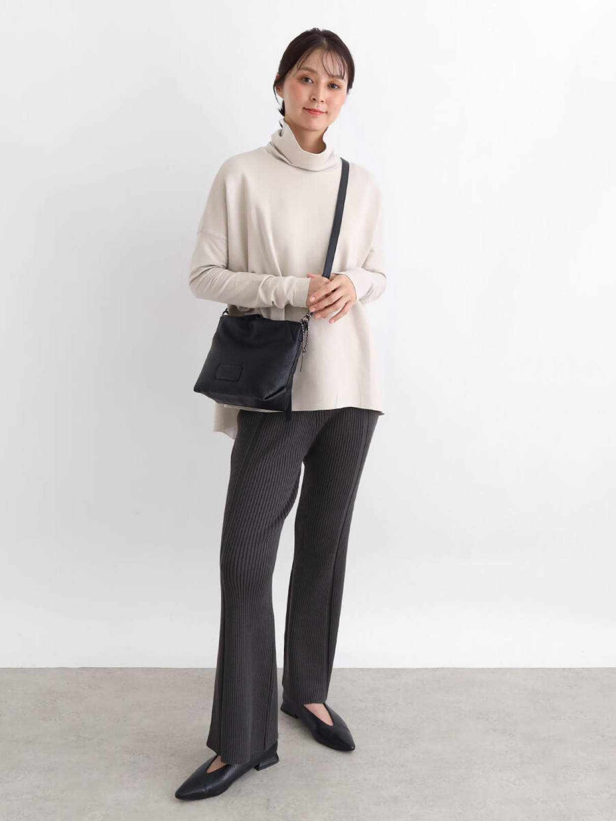 OMMO レイヤードニットパンツ　　ブラック38 OMMO レイヤードニットパンツ ブラック38 LAYERED PLEATS PT