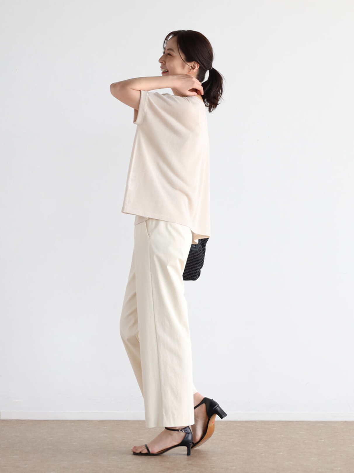 ベージュ 167cm
