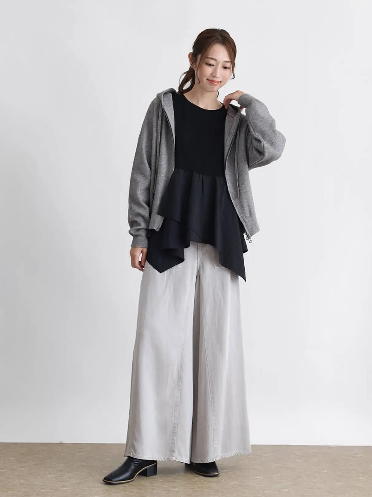 CLOVE ワイドカーゴパンツ　アッシュグレー　9号　ヤマダヤ CLOVEのパンツの商品一覧｜ファッション通販のYAMADAYA STORE