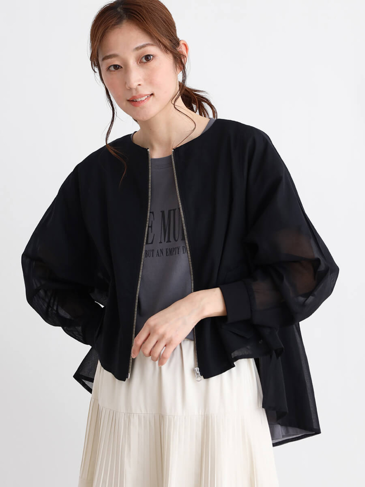 完売品 ！美品 ロペ コットンオーガンジーシアーブルゾン 38 黒 定価2万円 コットンオーガンジーシアーブルゾン （ブルゾン）｜ROPE