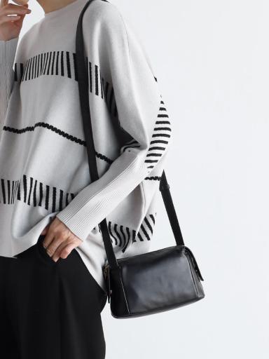 CLOVExショルダーバッグ