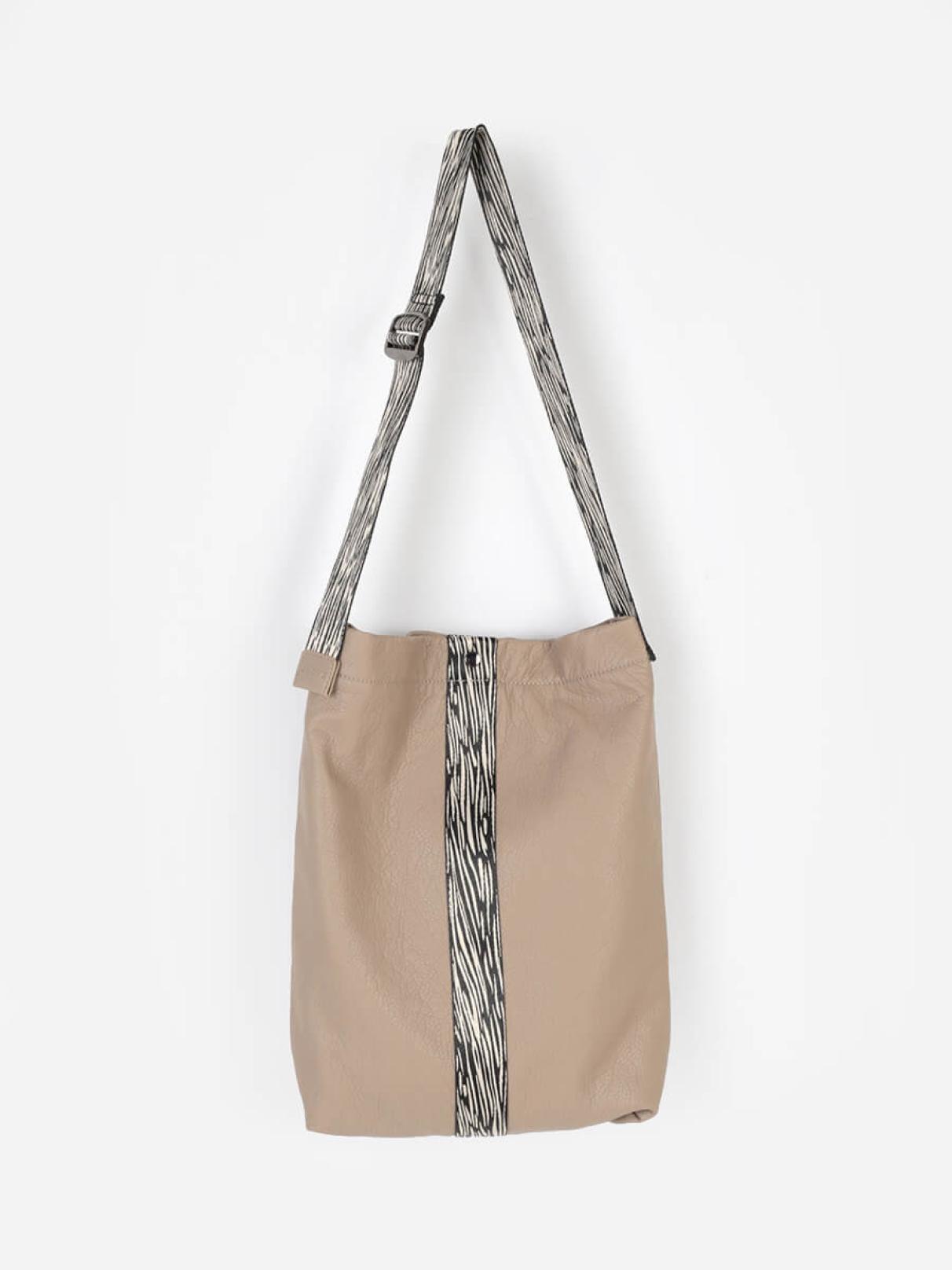 CLOVEのショルダーバッグの商品一覧｜ファッション通販のYAMADAYA STORE