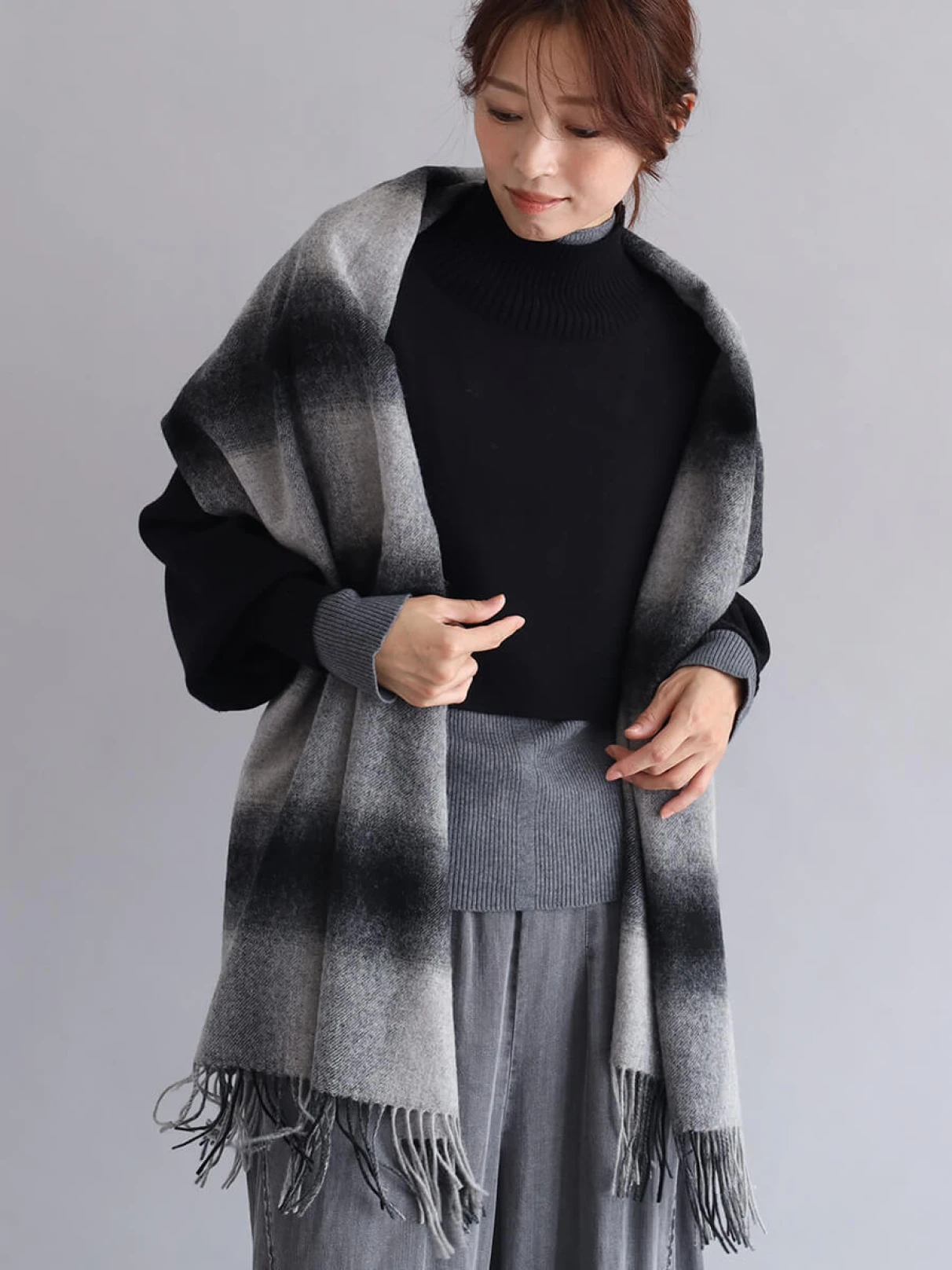 devoa ストール VOAAOV ウールモッサビッグストール Black×Beige Check - BISHOOL