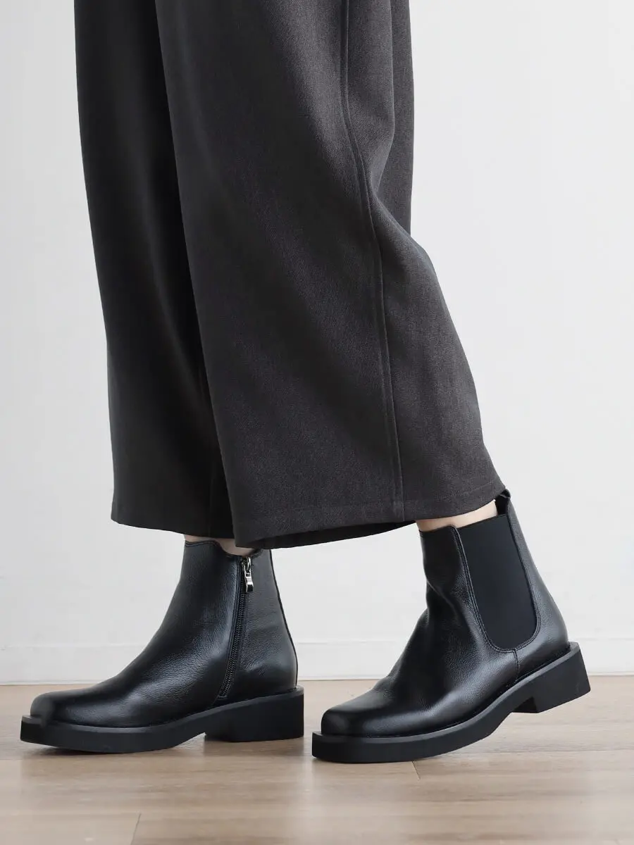 スクエアトゥレザーチェルシーブーツ スクエアトゥレザーチェルシーブーツ - CLOVE - CLOVE｜YAMADAYA STORE