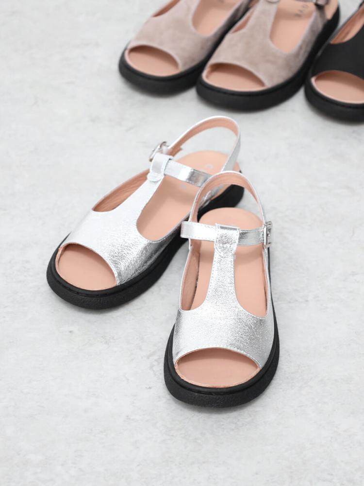 Tストラップレザーサンダル - CLOVE - CLOVE｜YAMADAYA STORE
