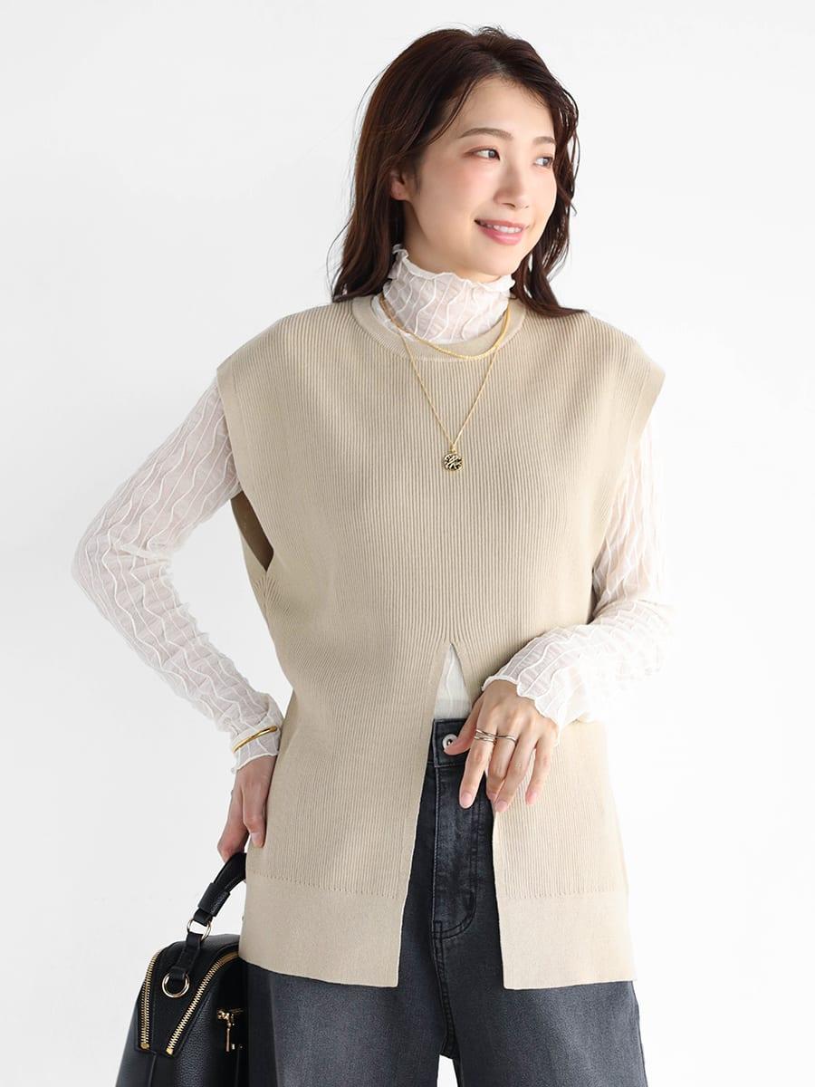 新品スコットクラブ　vinヴァン 綺麗目シャツ　ブラウス　ヤマダヤ 新品タグ付】Vinブラウスショート丈切りっぱなし白シャツ