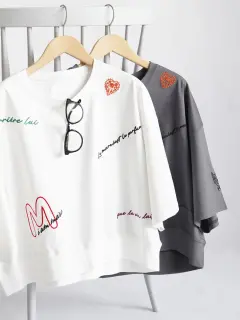 ランダムレター刺繍Tシャツ - Vin - Vin｜YAMADAYA STORE