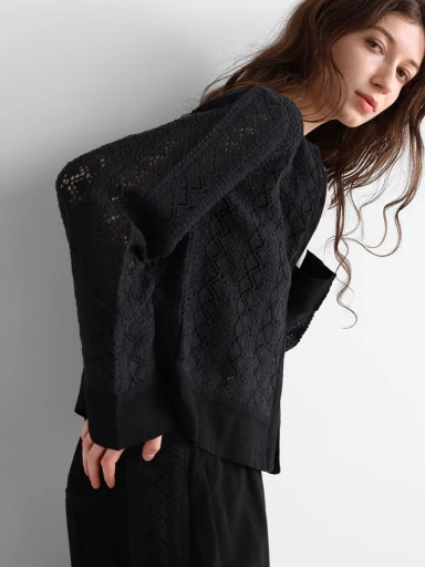 【専用です】　新品　YAMADAYA Ampleクロッシェニットシャツ　ベージュ クロシェニットブラウス - Ample - Vin｜YAMADAYA STORE