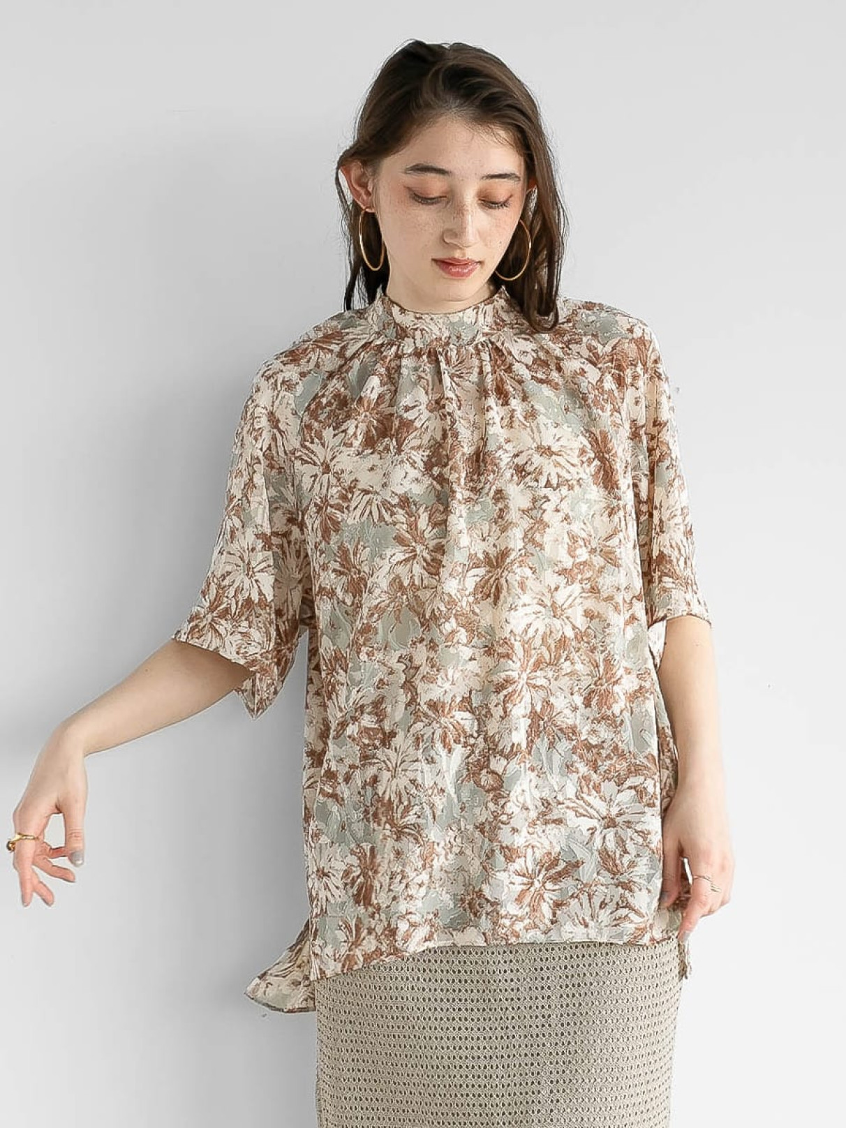 ペイントフラワーシフォンブラウス ペイントフラワーシフォンブラウス - Ample - Vin｜YAMADAYA STORE