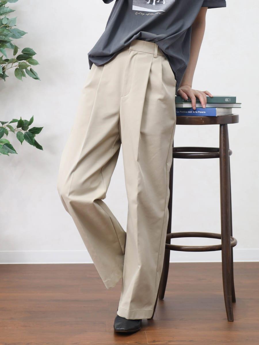 センタープレスタックワイドパンツ