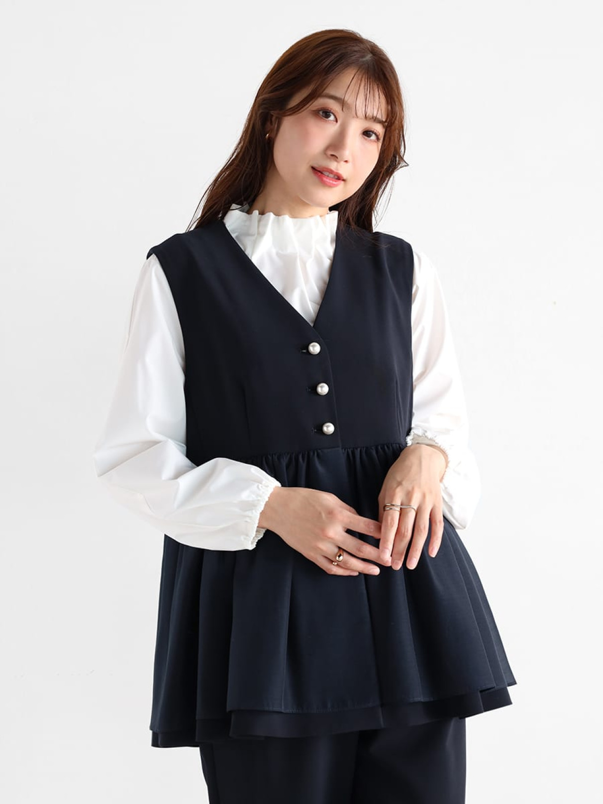パールボタンペプラムジレ - Vin NAVY - Vin｜YAMADAYA STORE