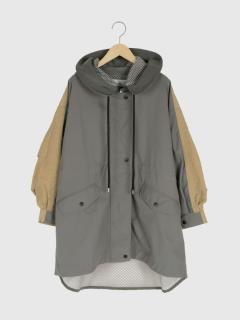 チャコールグレー