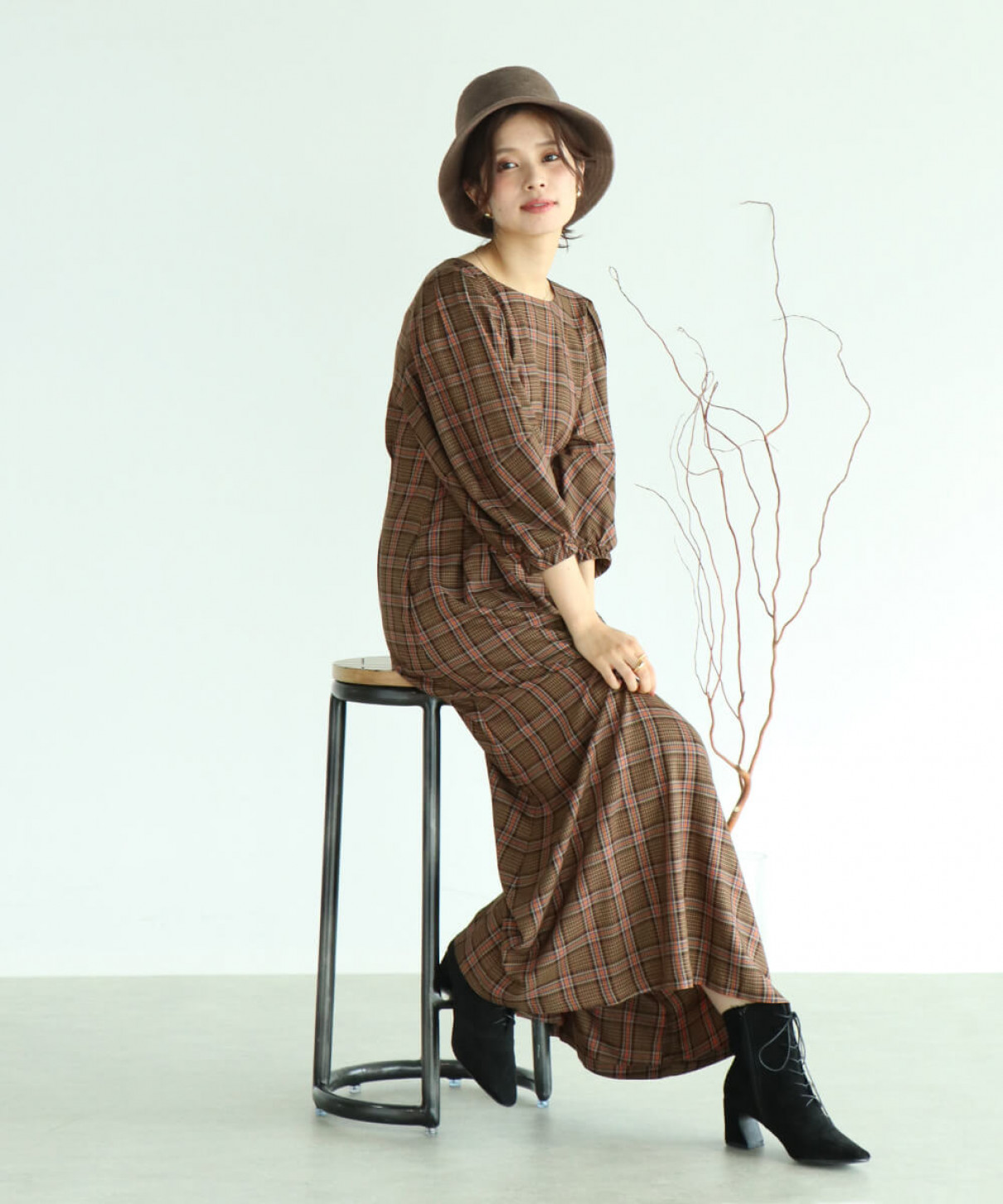 タータンチェックバックオープンワンピース Vin Yamadaya Onlinestore