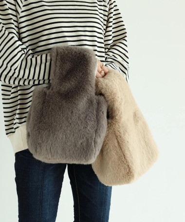 story.×PECHINCHARxショルダーバッグ