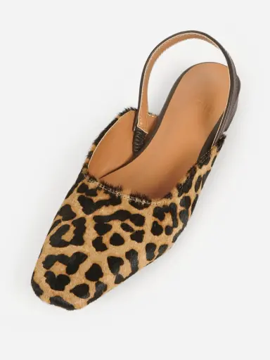 ヤマダヤ　vin ローファー　23.5 ヤマダヤ vin ローファー 23.5 Vinのローファーの商品一覧