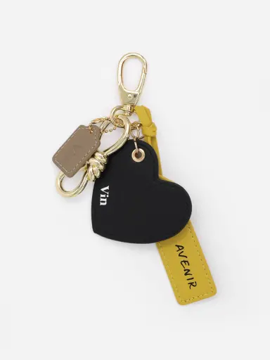 ベージュブラウンのハンドバッグ ホースチャームとハートチャーム 楽天市場】ハートバックルフェイクレザーフリルトートバッグ 痛バッグ