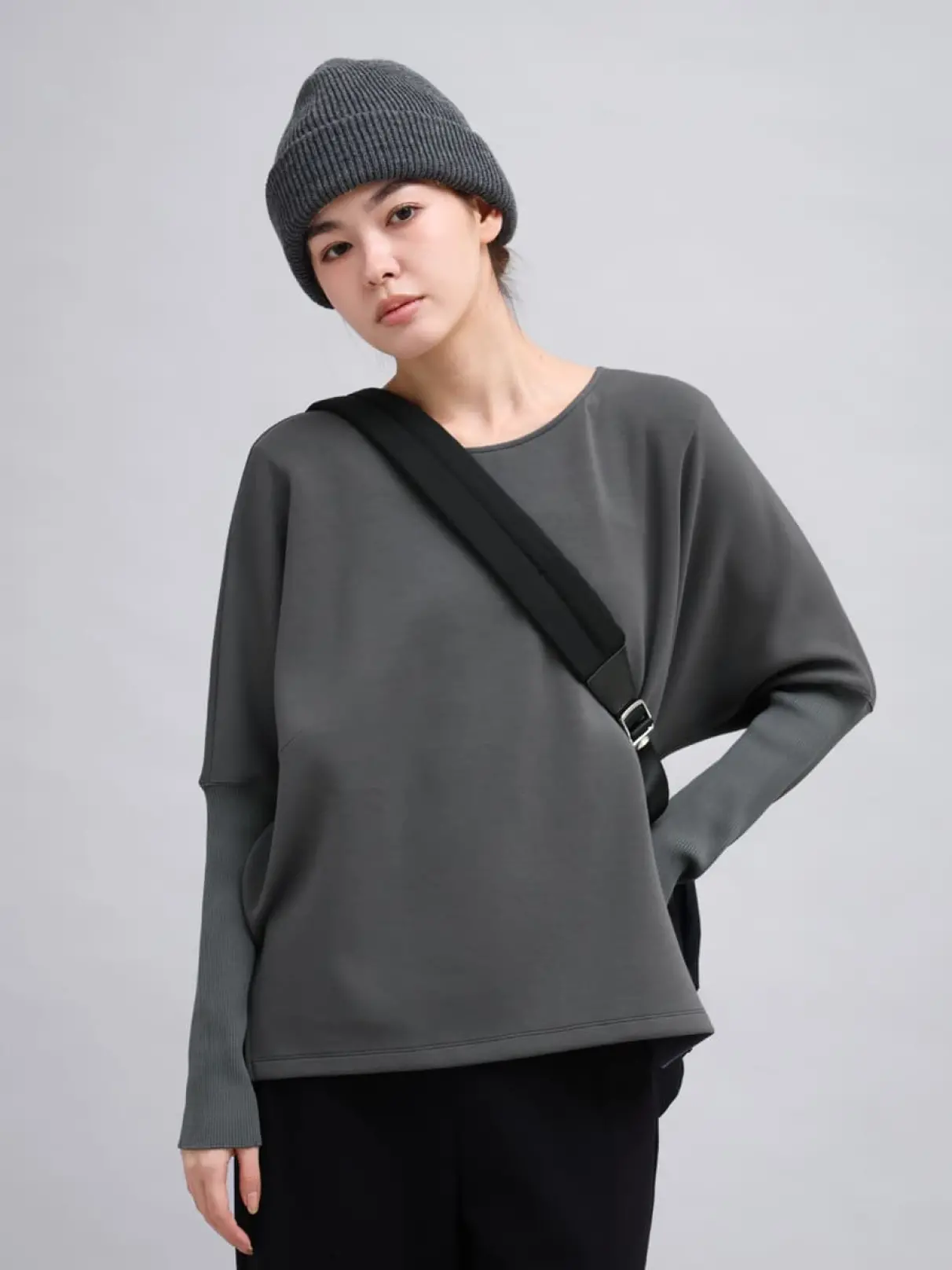 ヤマダヤ　YORT 日本製　上質　異素材バイカラープルオーバーロングカットソー YORTのTシャツ/カットソーの商品一覧｜ファッション通販のYAMADAYA STORE