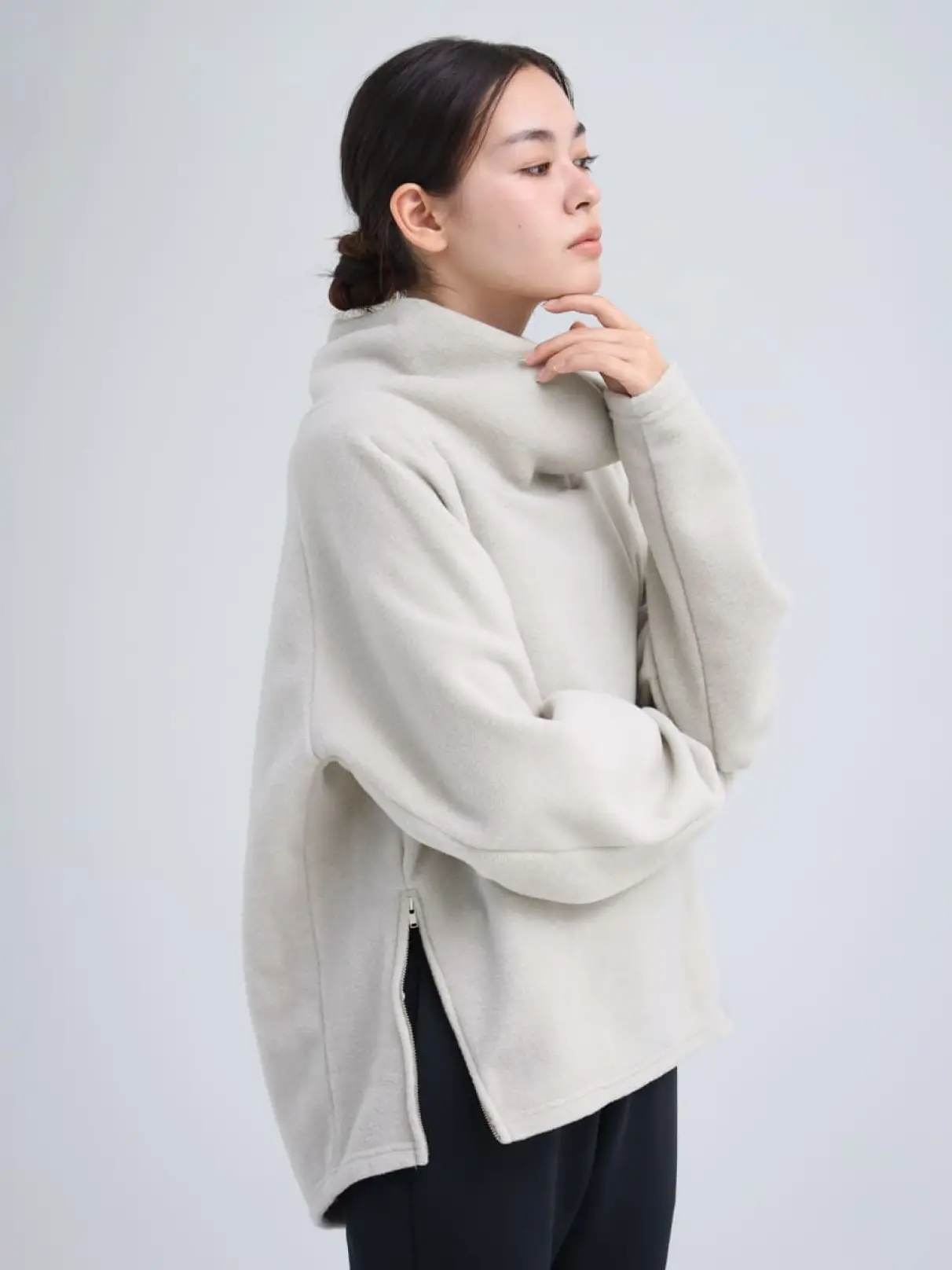 ストレッチ】ハイネックフリーストップス - YORT - YORT｜YAMADAYA STORE