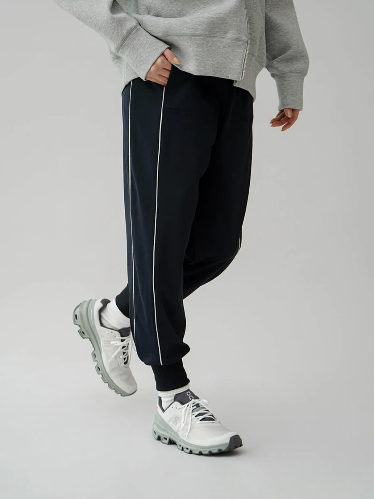 うらやん サイドラインジョガーパンツ - YORT - YORT｜YAMADAYA STORE