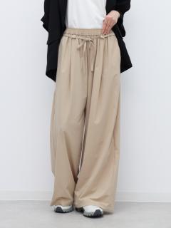 ベージュ　164cm