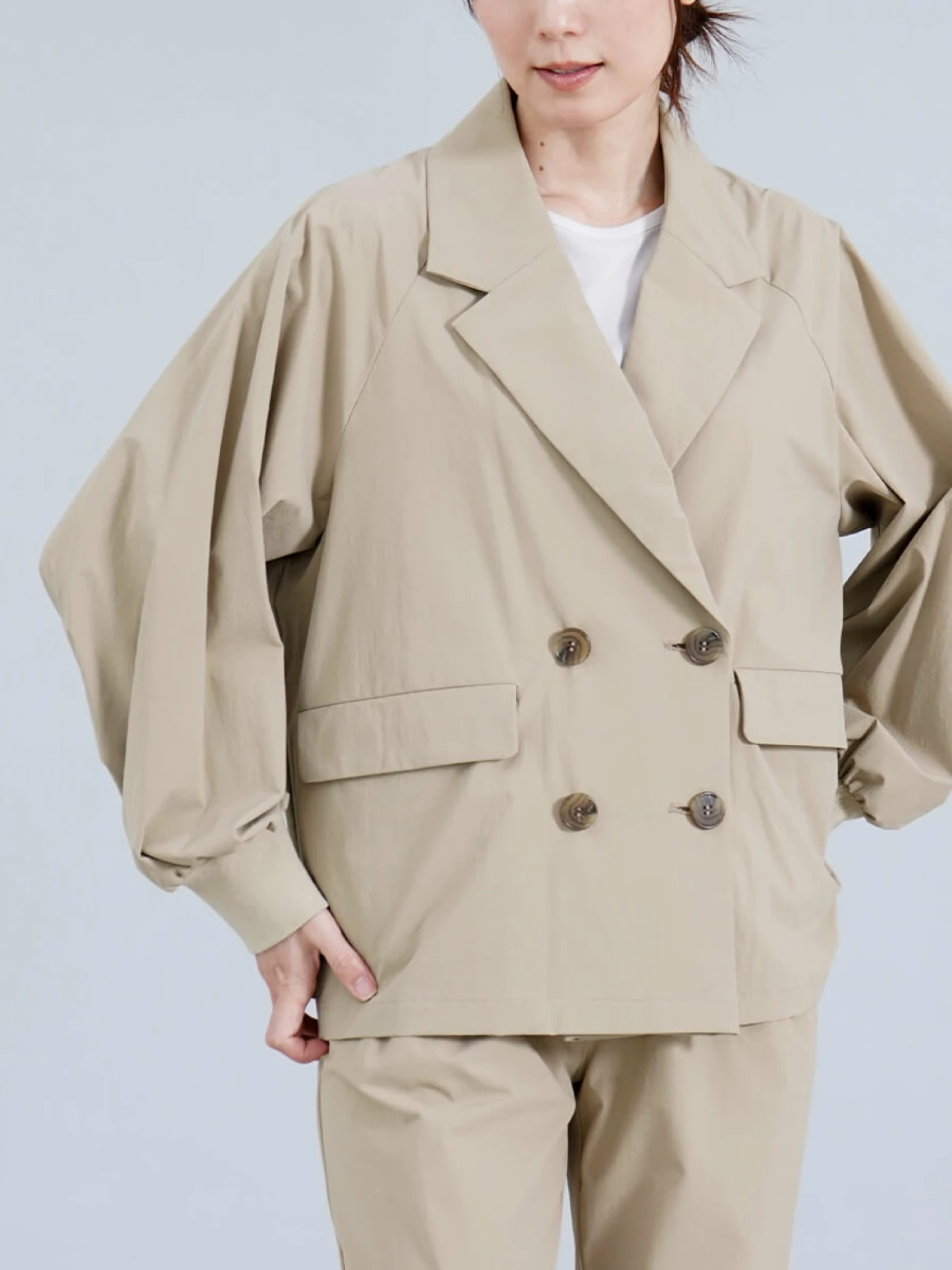 新品未使用品YORT セットドロストヘムダブルジャケット　吸水速乾　防シワ 吸水速乾・防シワ】セットドロストヘムダブルジャケット - YORT