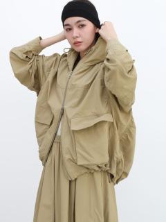 ベージュ　164cm