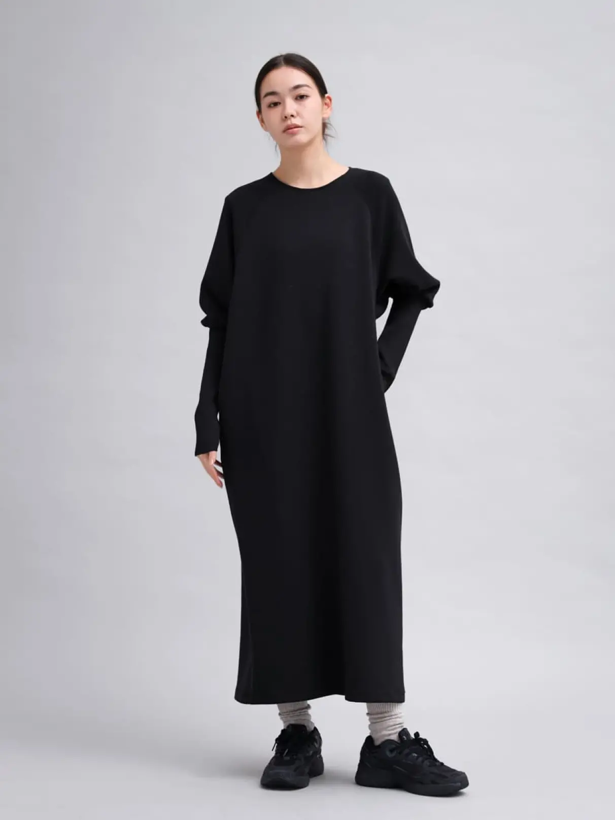 ストレッチ】ダンボール袖ニットワンピース - YORT - YORT｜YAMADAYA STORE