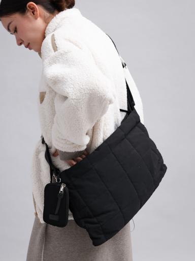 story.xショルダーバッグ