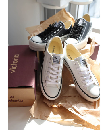 victoriaxスニーカー