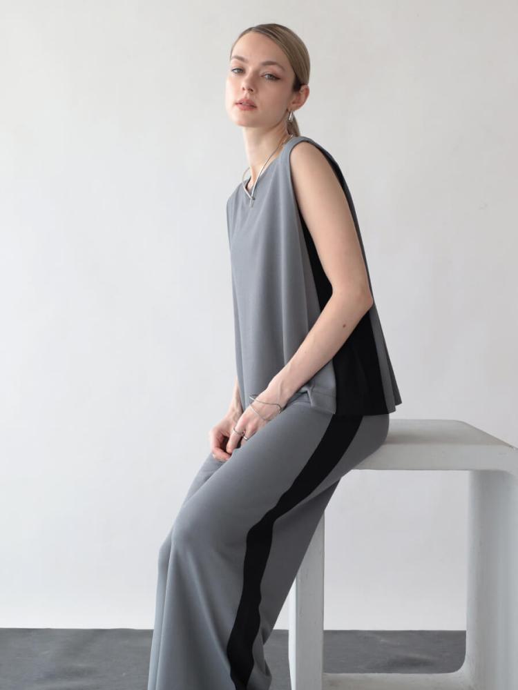 新品24SS◆リナシメント◆可愛いシルエット！白黒バイカラーラインニット！M/L 新品24SS◇リナシメント◇可愛いシルエット！白黒バイカラー