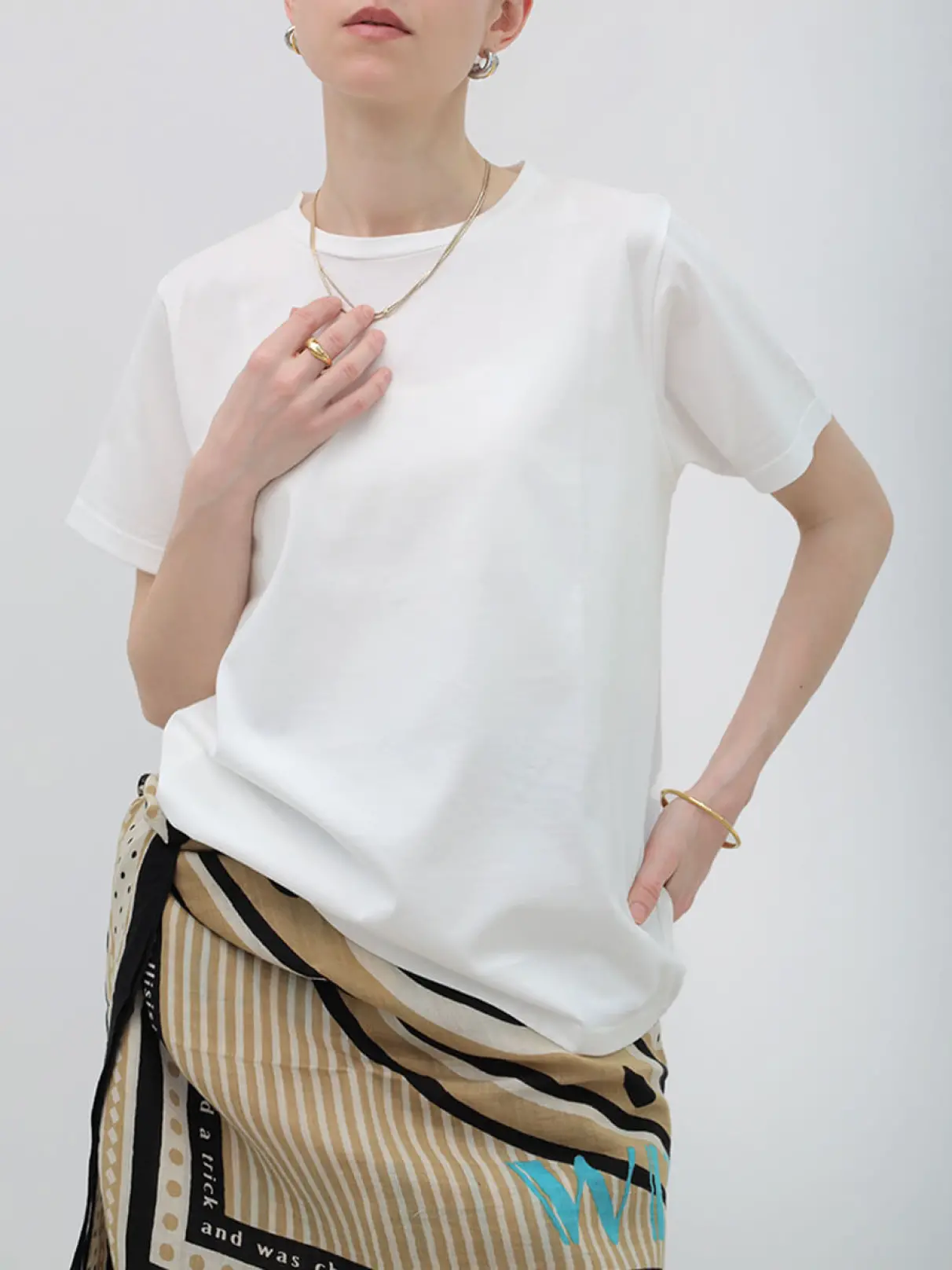専用！新品　Aga×NORITAKE ヤマダヤ　圧縮ウールタックデザインスカート Agaのロングスカートの商品一覧｜ファッション通販のYAMADAYA STORE