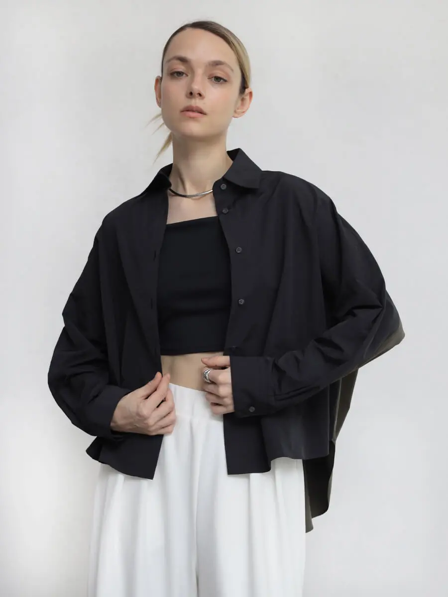 Aga ブラックブラウス Agaのシャツ/ブラウスの商品一覧｜ファッション通販のYAMADAYA STORE