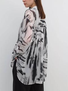シロ　クロ　173cm