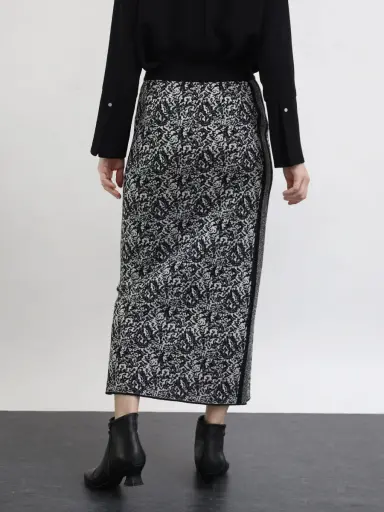 ヤマダヤ　ニット＆スカートなど　4点まとめ売り セール】【クティールとレトロ】アソートネコジャガードニット