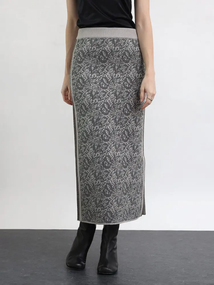 サイドスリットニットジャガードスカート - Aga - Aga｜YAMADAYA