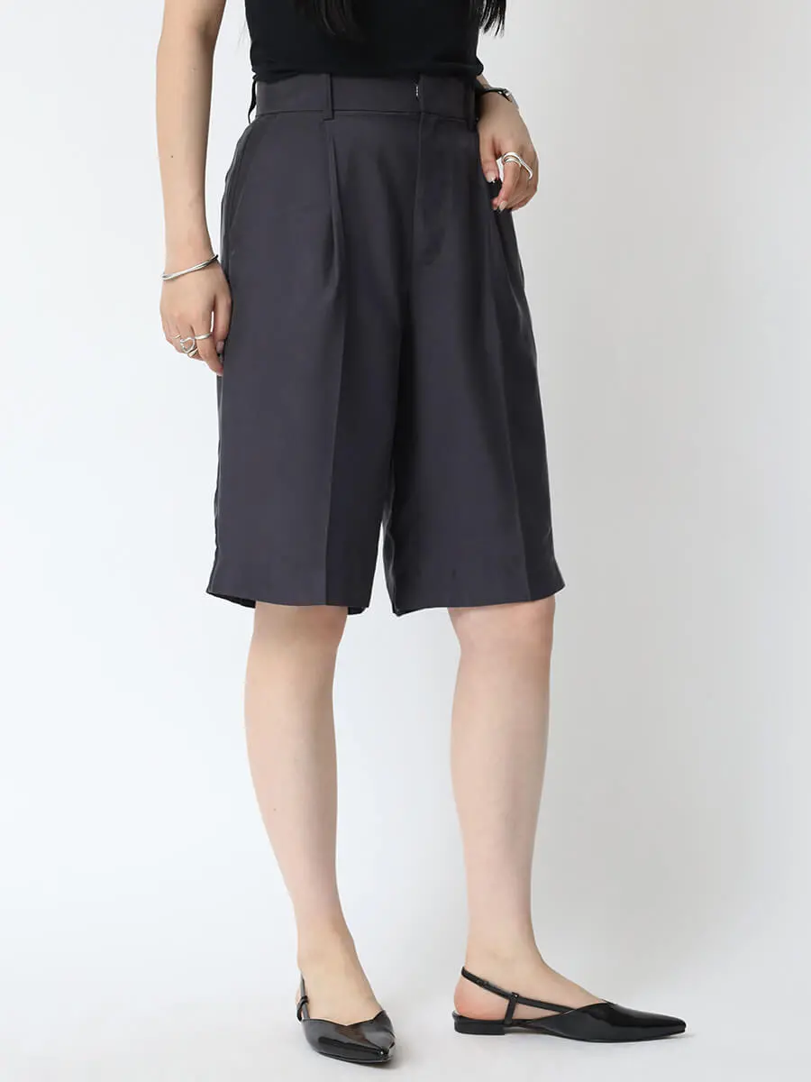 新品☆ヤマダヤ Aga パンツ ハイウエスト 総柄 花柄【9号】美脚