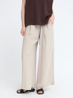 ベージュ 171cm
