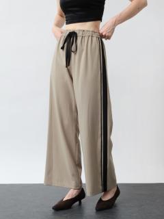 ベージュ　170cm