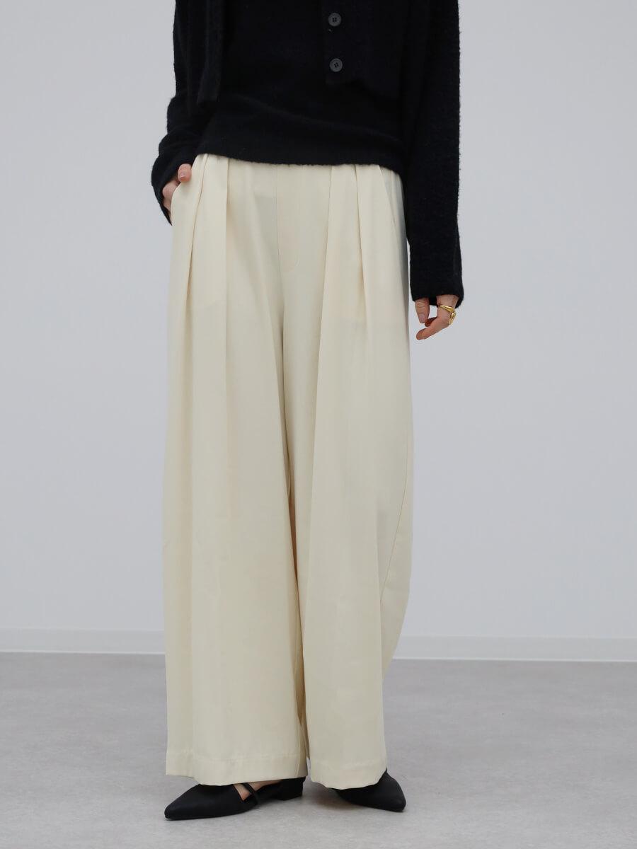 新品タグ付き19000円Agaフロントタックパンツ タックワイドイージーパンツ - Aga - Aga｜YAMADAYA STORE