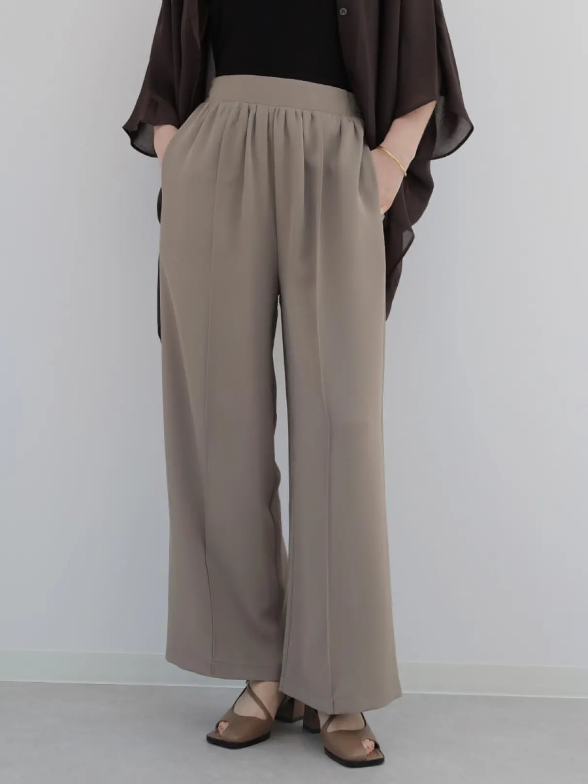センターラインストレートワイドパンツ - Aga - Aga｜YAMADAYA STORE