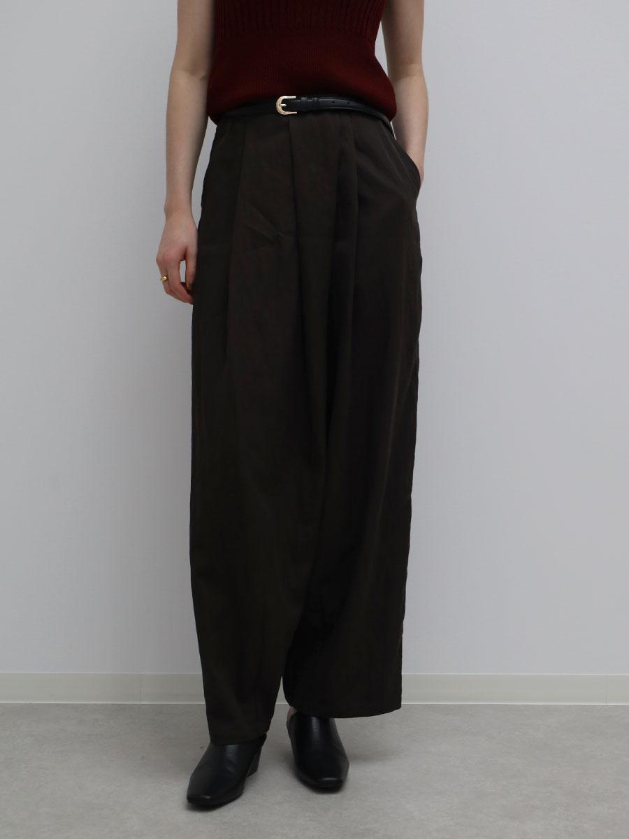 ベルト付タックバレルパンツ