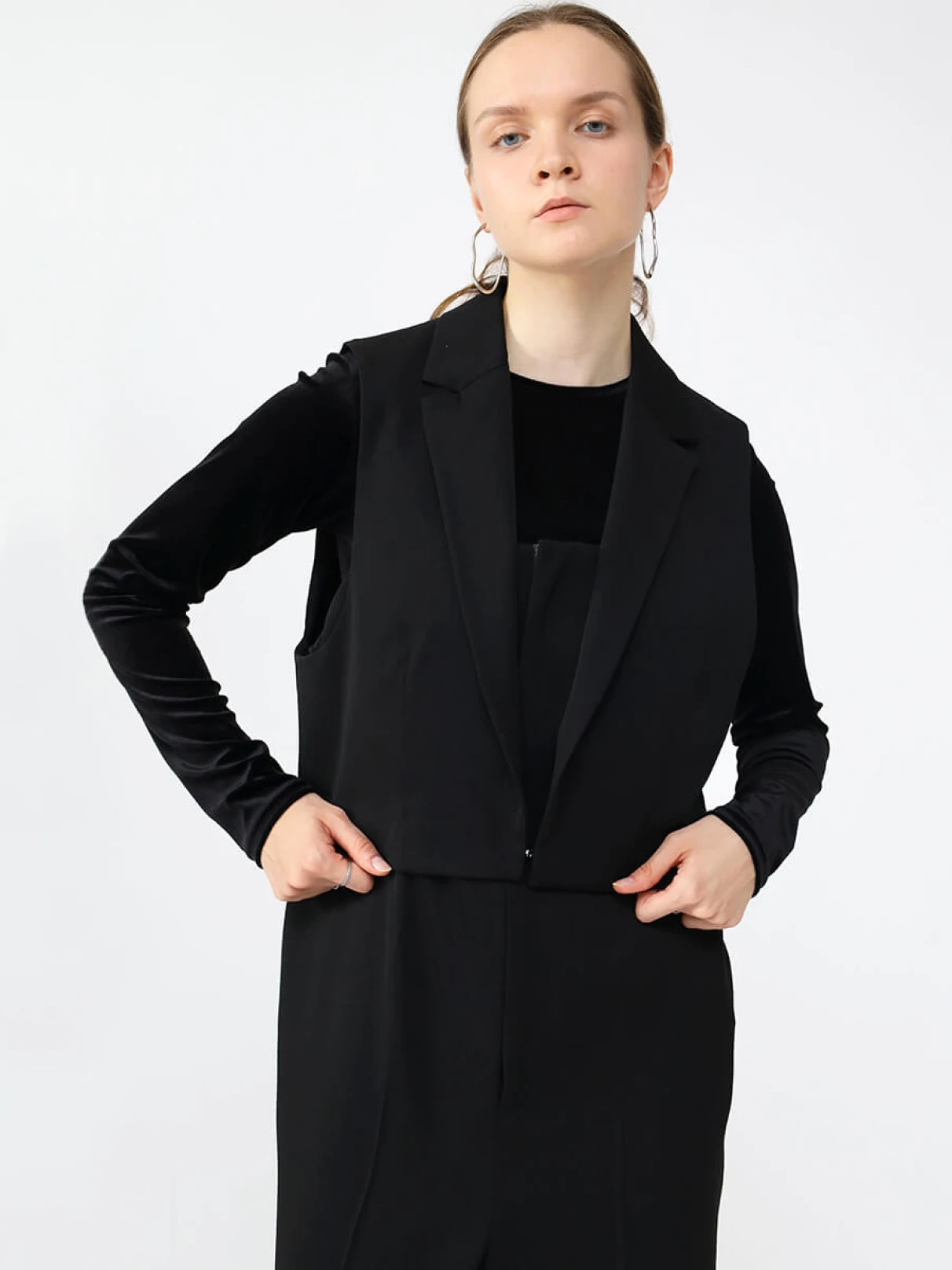 ✨新品タグ付き✨アーガ Aga レイヤードラインショートジャケットブラック 38 1_xl.webp